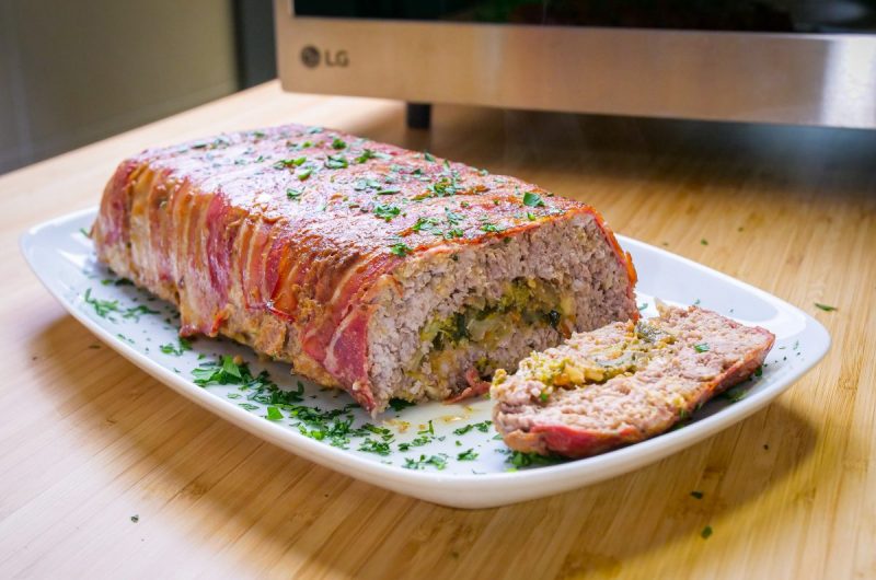 Rolo Recheado de Carne e Legumes