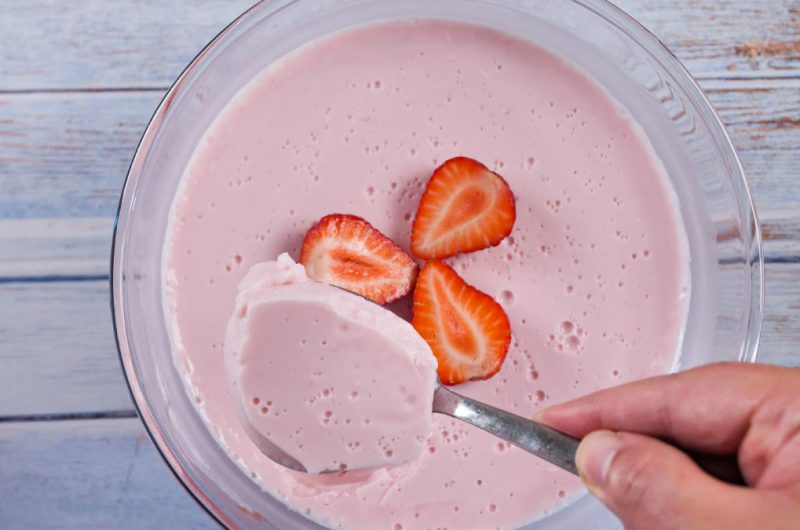 delícia de iogurte e gelatina